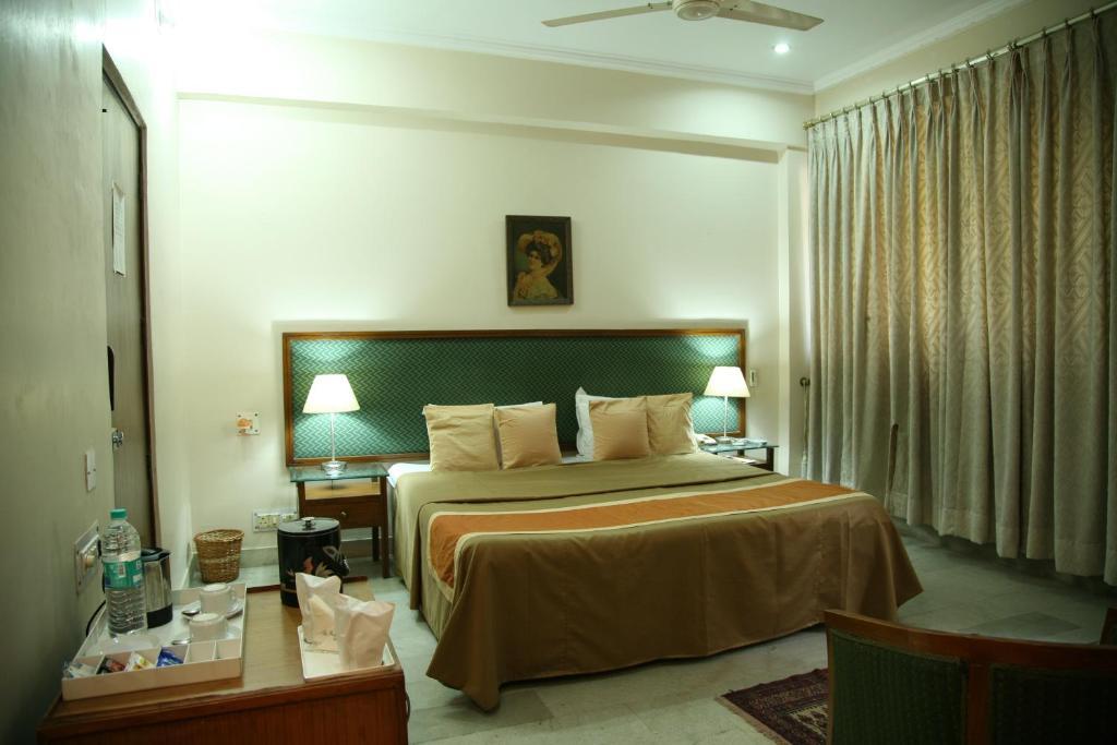 The Royal Residency Hotel New Delhi Værelse billede